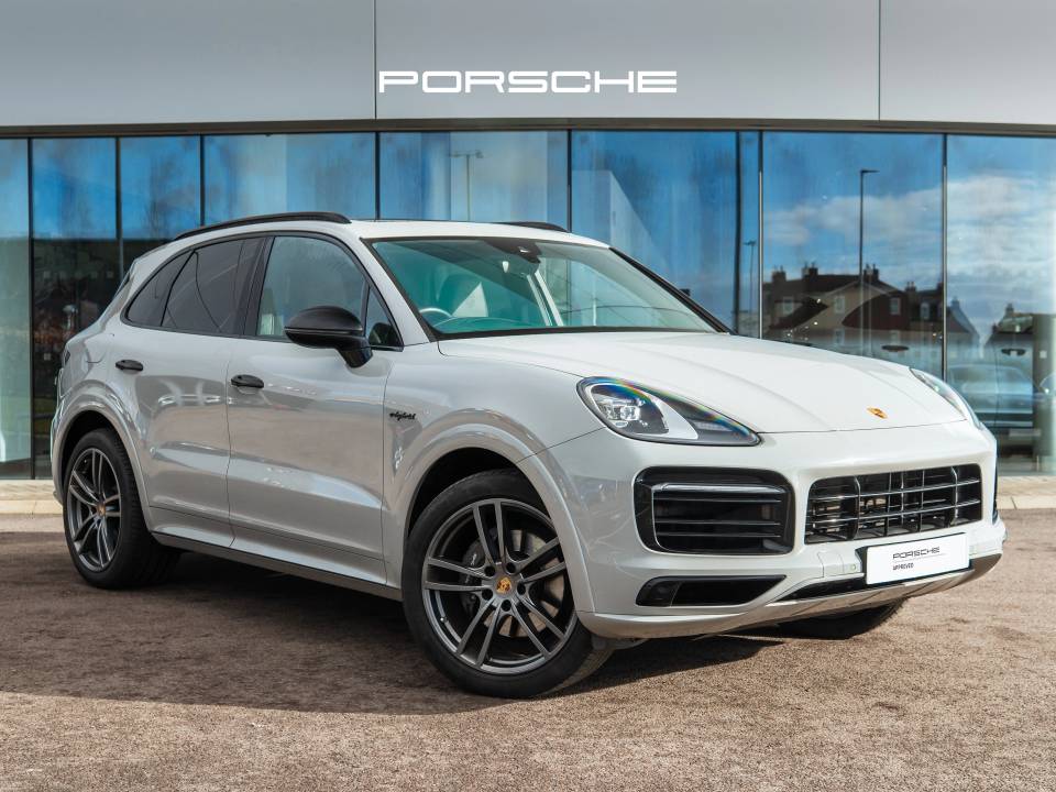 2022 Porsche Cayenne