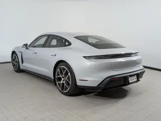 2026 Porsche Taycan Base - Photo 21