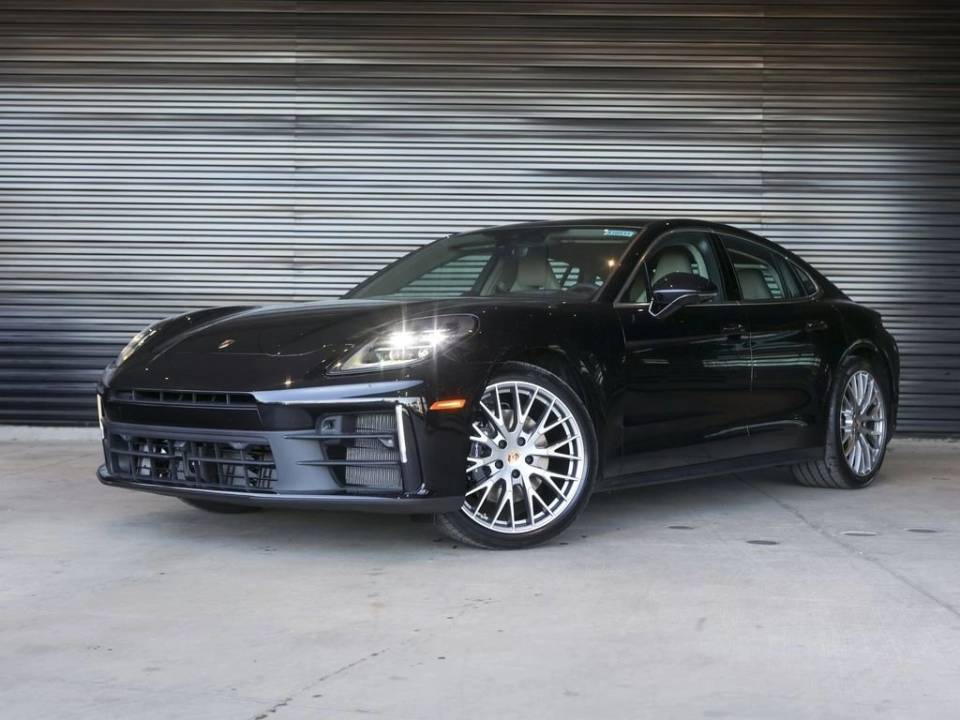 2026 Porsche Panamera