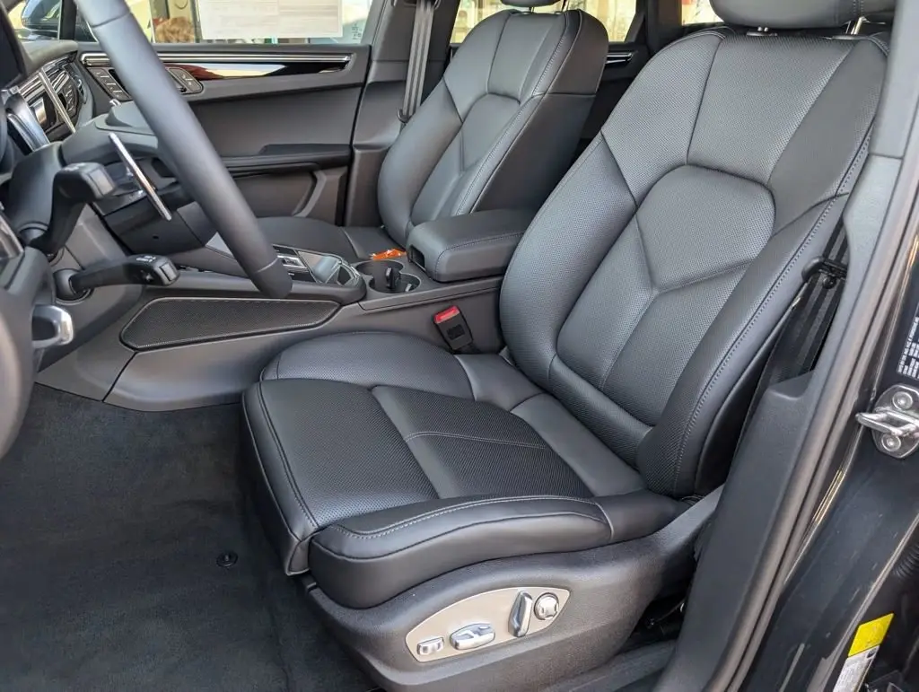 2026 Porsche Macan S - Photo 40