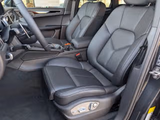 2026 Porsche Macan S - Photo 33