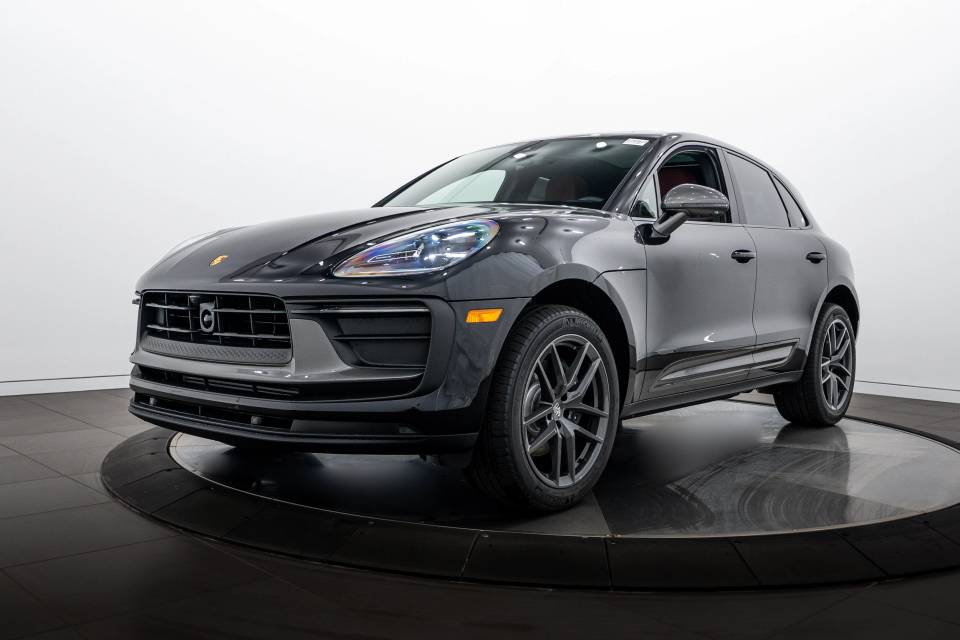 2026 Porsche Macan