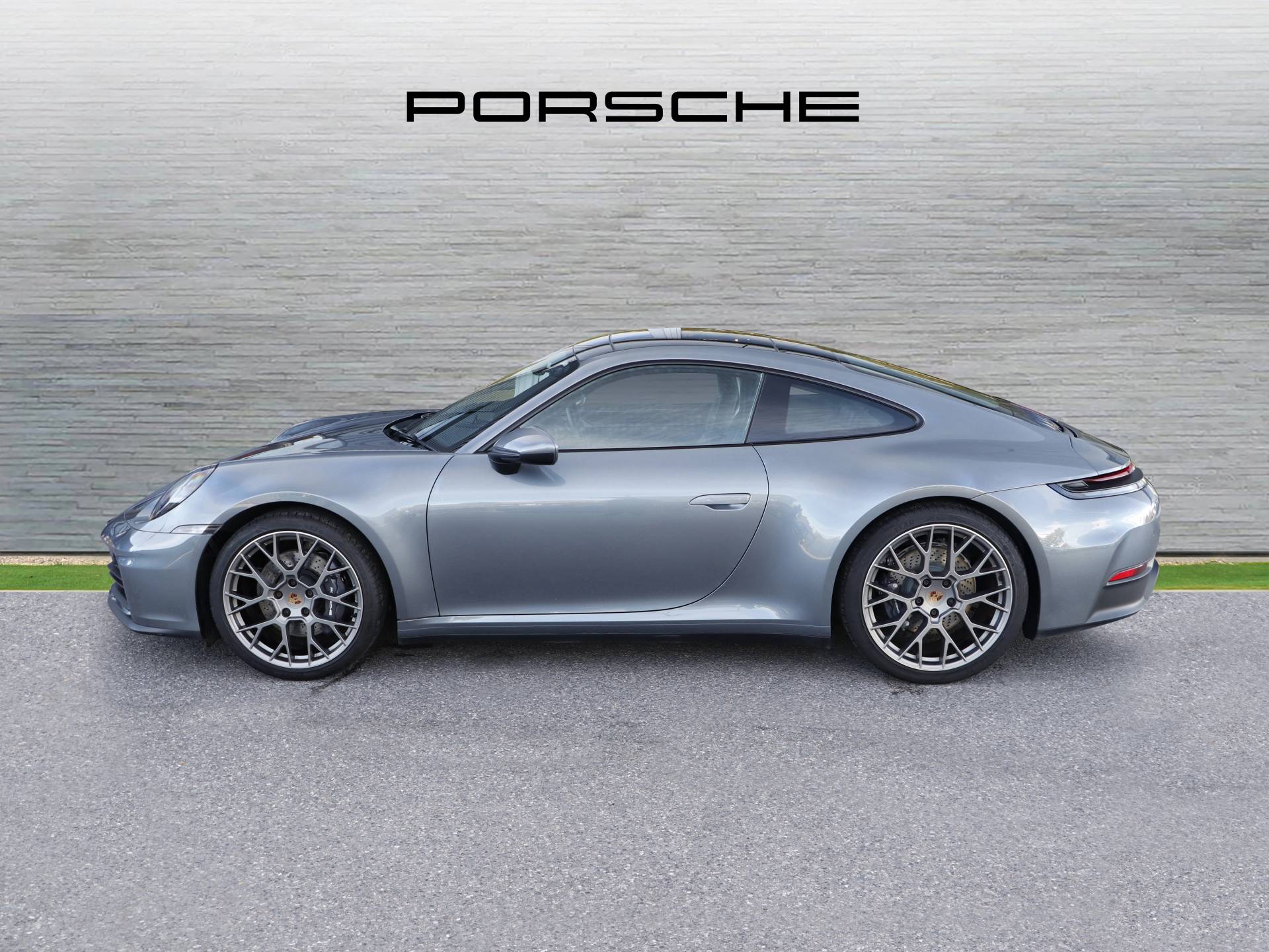 911 Carrera, photo 2 of 37