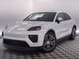 2025 Porsche Macan Macan Electric's photo