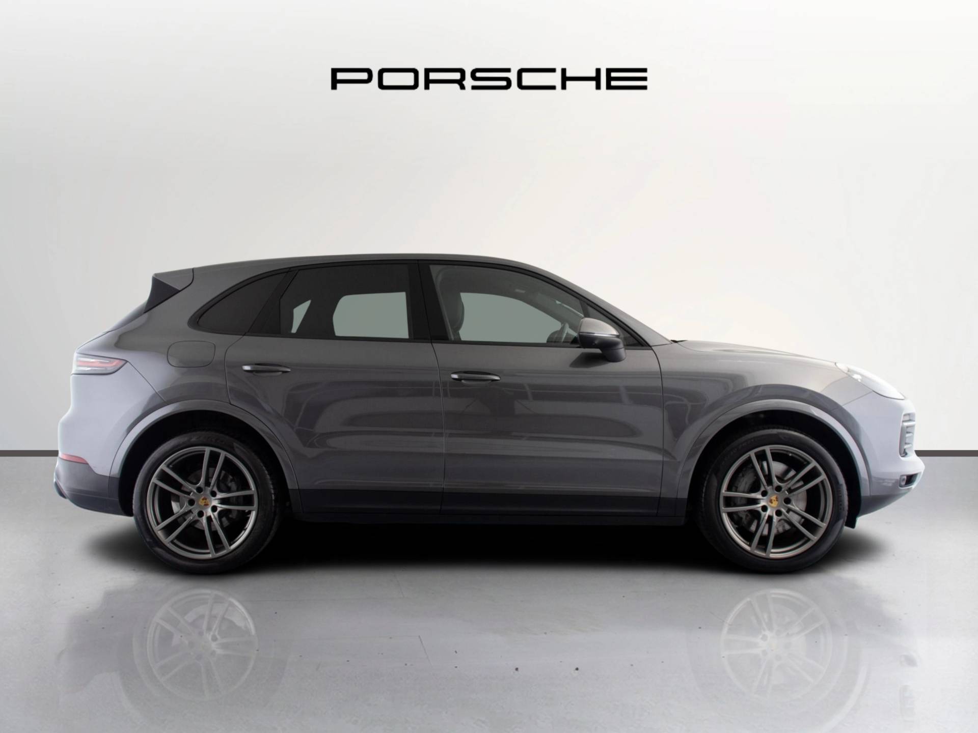 Cayenne S, photo 2 of 58
