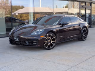 2022 Porsche Panamera