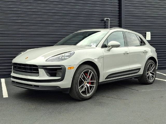 2022 Porsche Macan