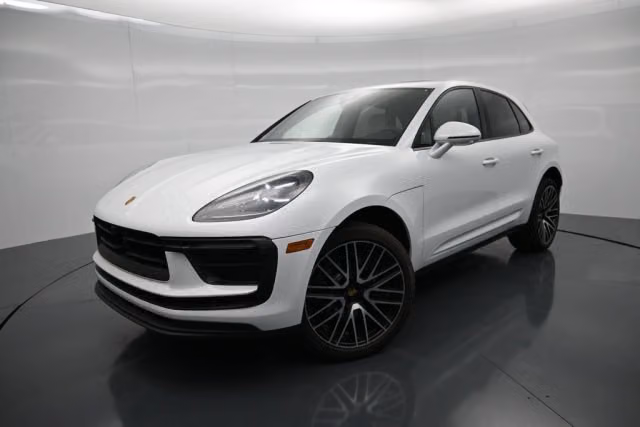 2026 Porsche Macan