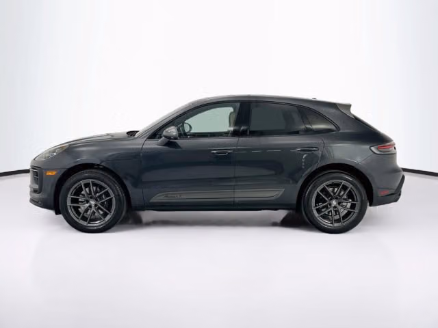 2025 Porsche Macan Base - Photo 10