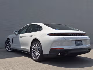 2025 Porsche Panamera Base - Photo 17