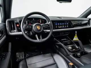 2026 Porsche Cayenne Base - Photo 29