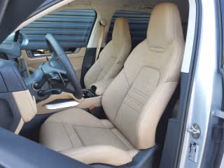 2025 Porsche Cayenne Turbo E-Hybrid - Photo 33