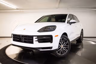 2024 Porsche Cayenne -'s photo