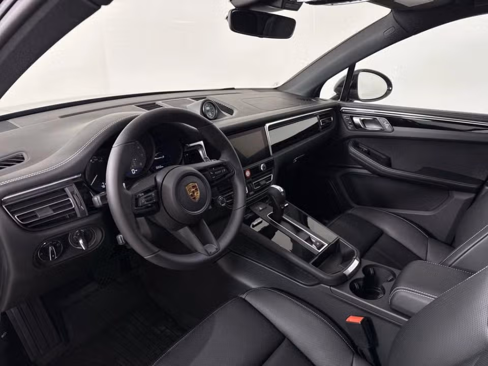 2026 Porsche Macan S - Photo 27