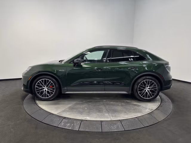 2025 Porsche Macan S - Photo 10