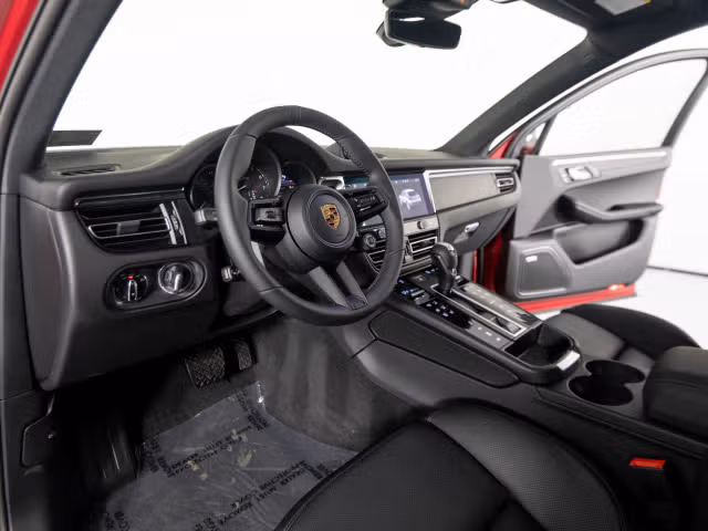 2026 Porsche Macan GTS - Photo 26