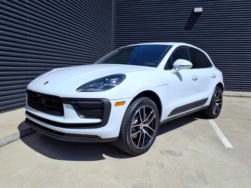 2026 Porsche Macan
