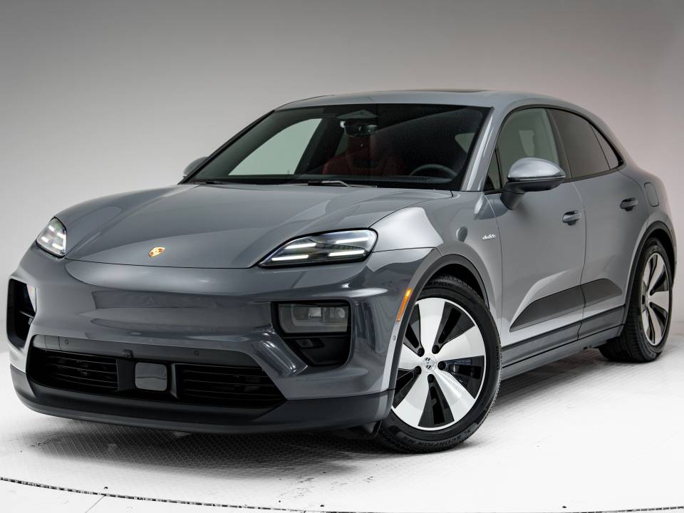 2026 Porsche Macan
