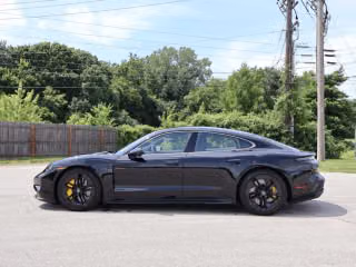 2026 Porsche Taycan Turbo S - Photo 9