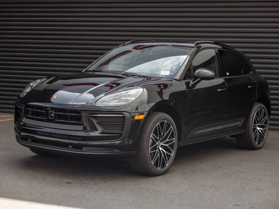 2026 Porsche Macan