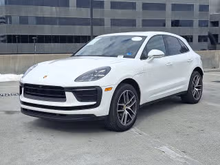 2022 Porsche Macan
