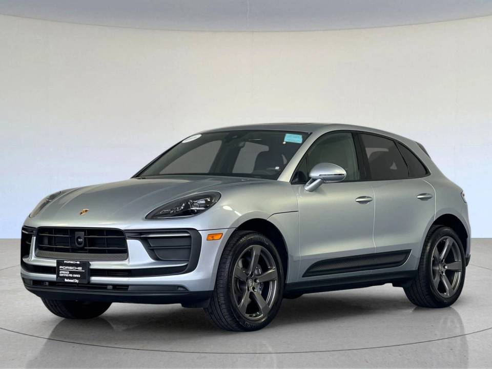 2025 Porsche Macan T