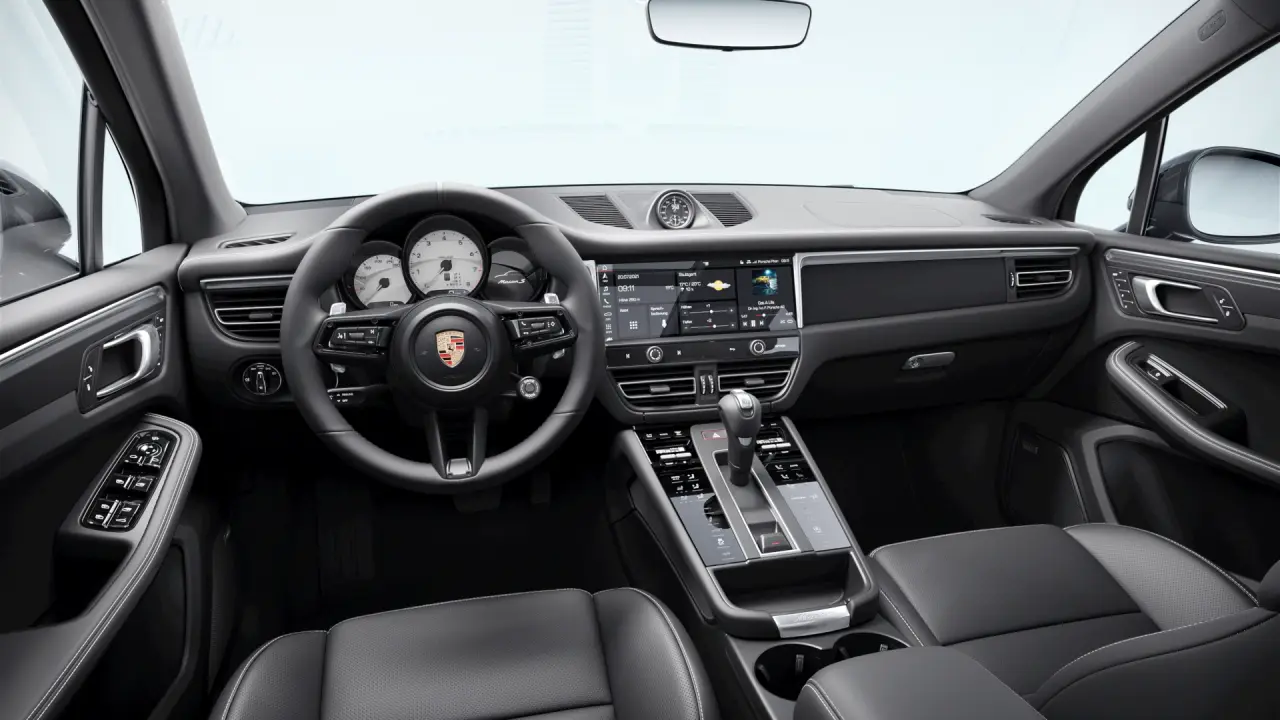 2026 Porsche Macan S - Photo 32