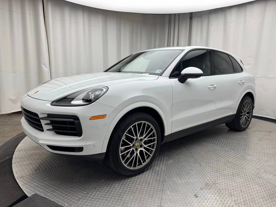 2023 Porsche Cayenne Base