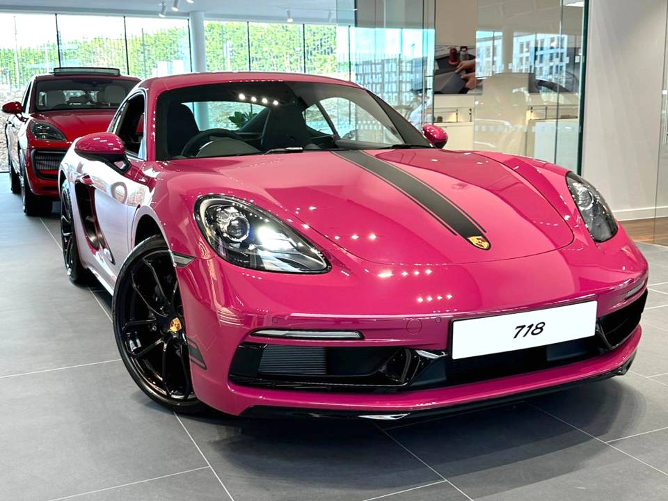 Buy PreOwned Porsche 718 Cayman Style Edition (MY24) at Porsche Centre