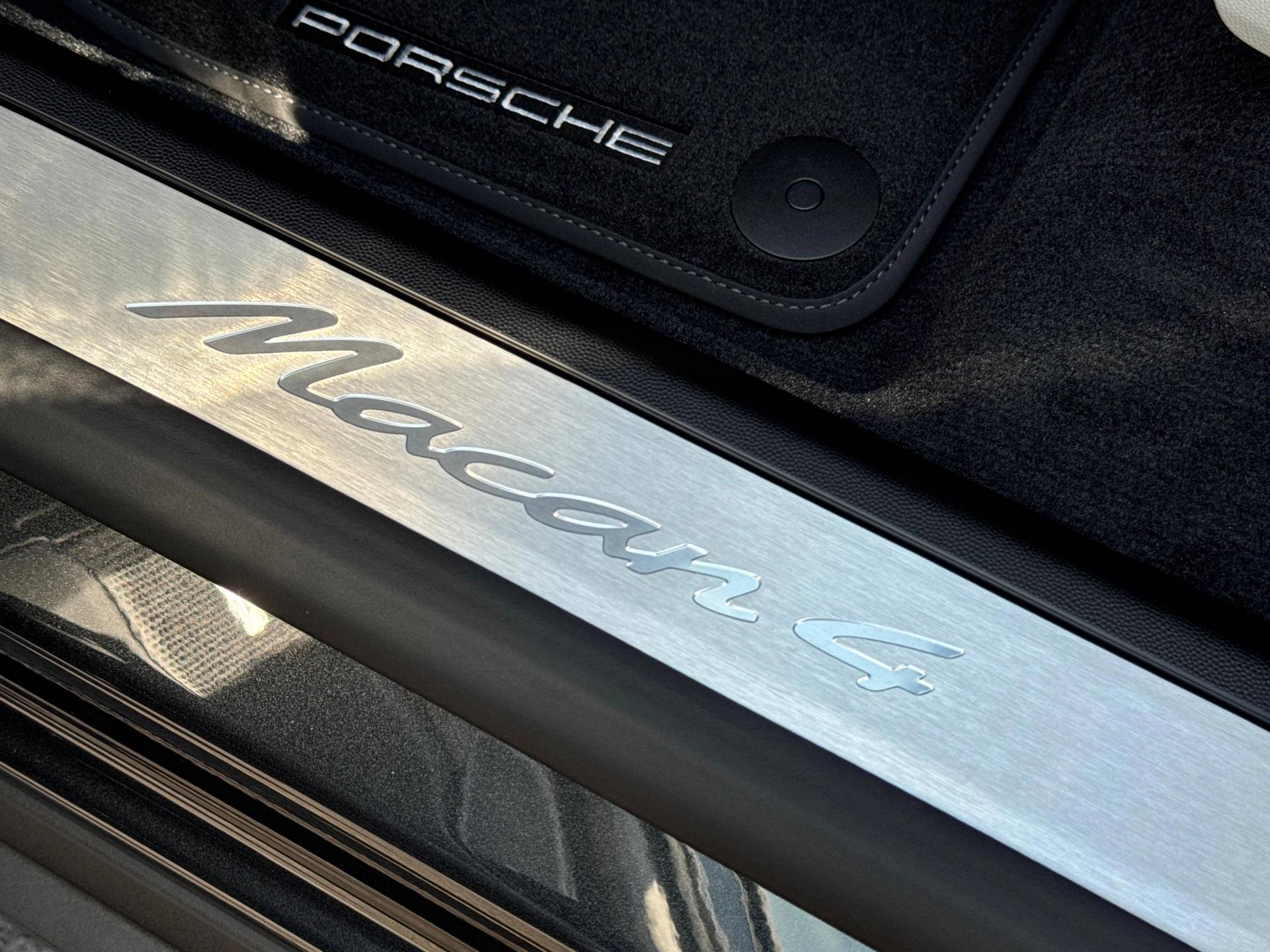 Macan 4, photo 33 of 33