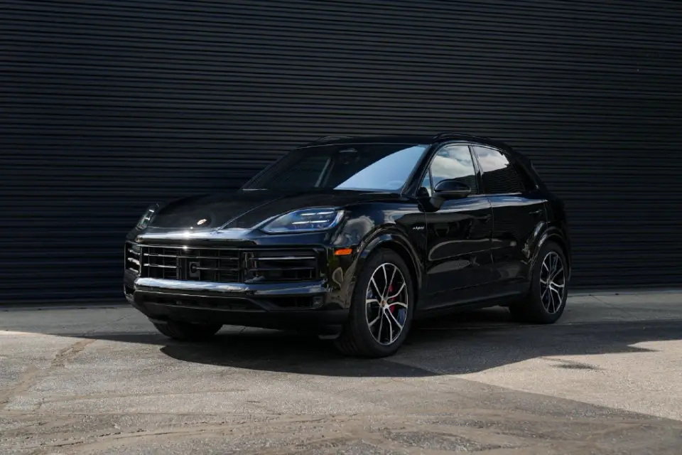 2026 Porsche Cayenne S E-Hybrid - Photo 7