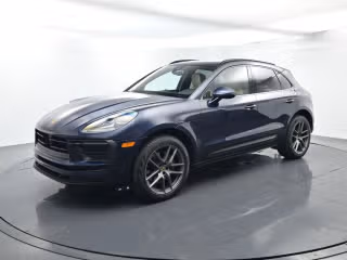 2023 Porsche Macan T's photo