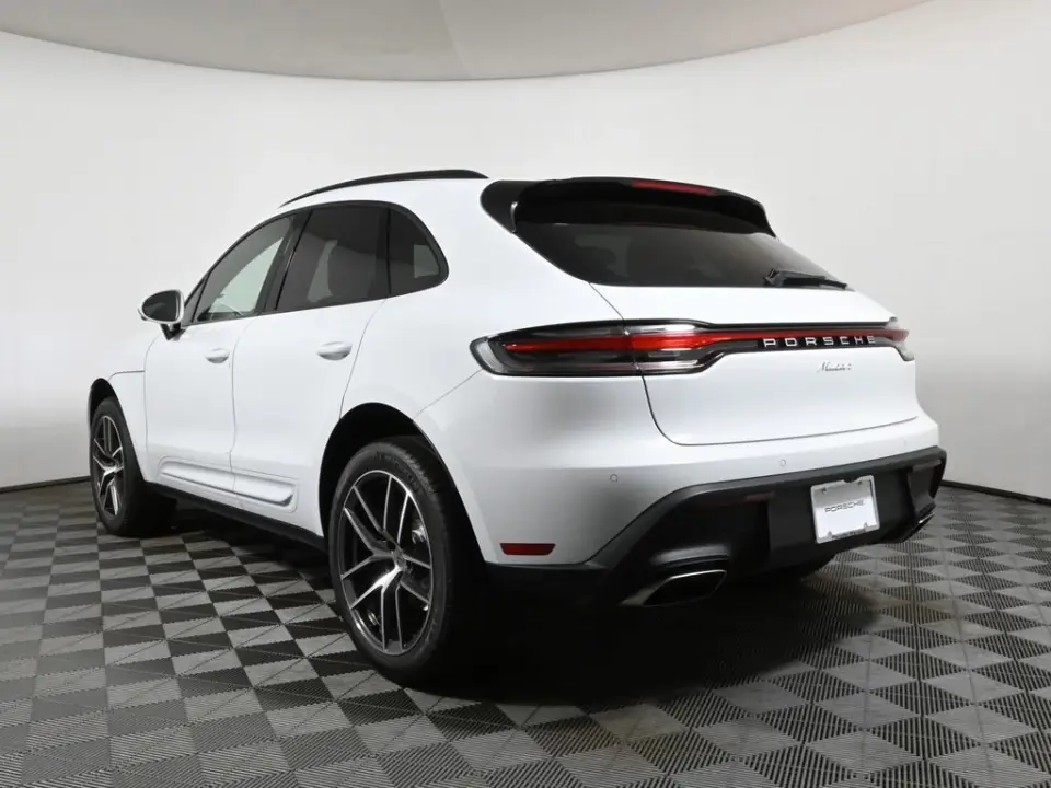 2026 Porsche Macan Base - Photo 23