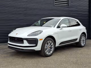 2026 Porsche Macan's photo