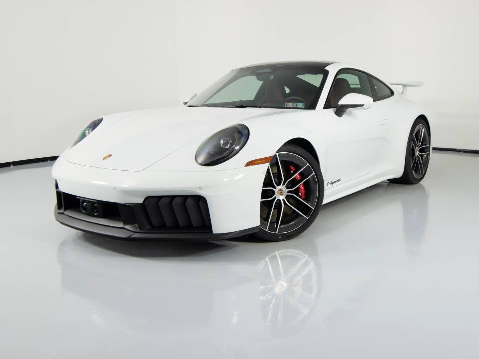 2026 Porsche 911 GTS