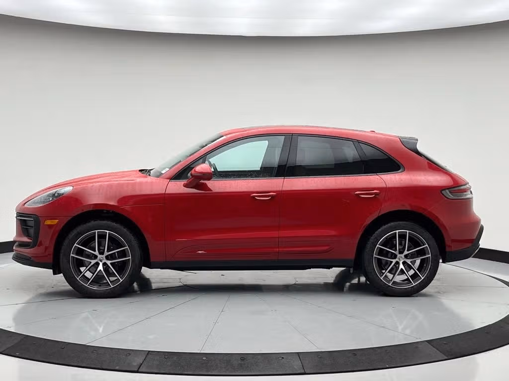 2026 Porsche Macan Base - Photo 12
