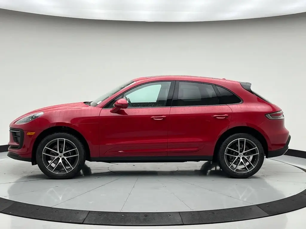 2026 Porsche Macan Base - Photo 16