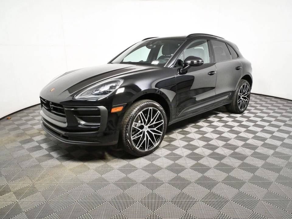 2026 Porsche Macan