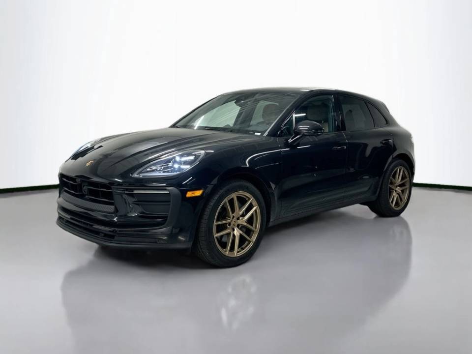 2025 Porsche Macan