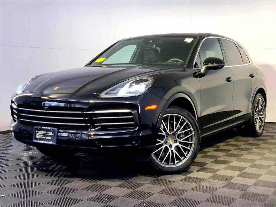 2022 Porsche Cayenne Base