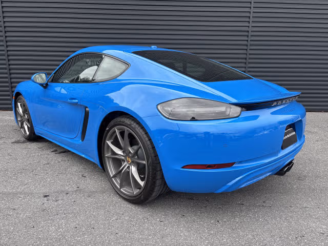 2025 Porsche 718 - Photo 18
