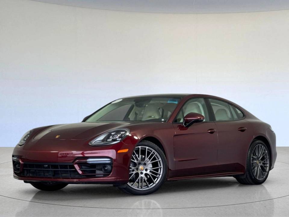 2023 Porsche Panamera Platinum Edition