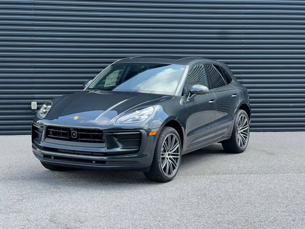 2025 Porsche Macan Base - Photo 8