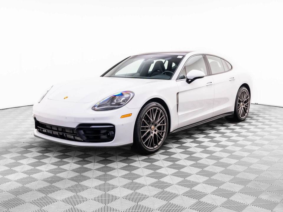 2023 Porsche Panamera