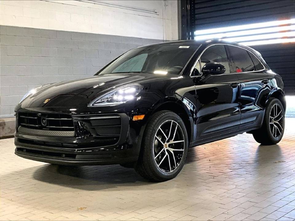 2026 Porsche Macan
