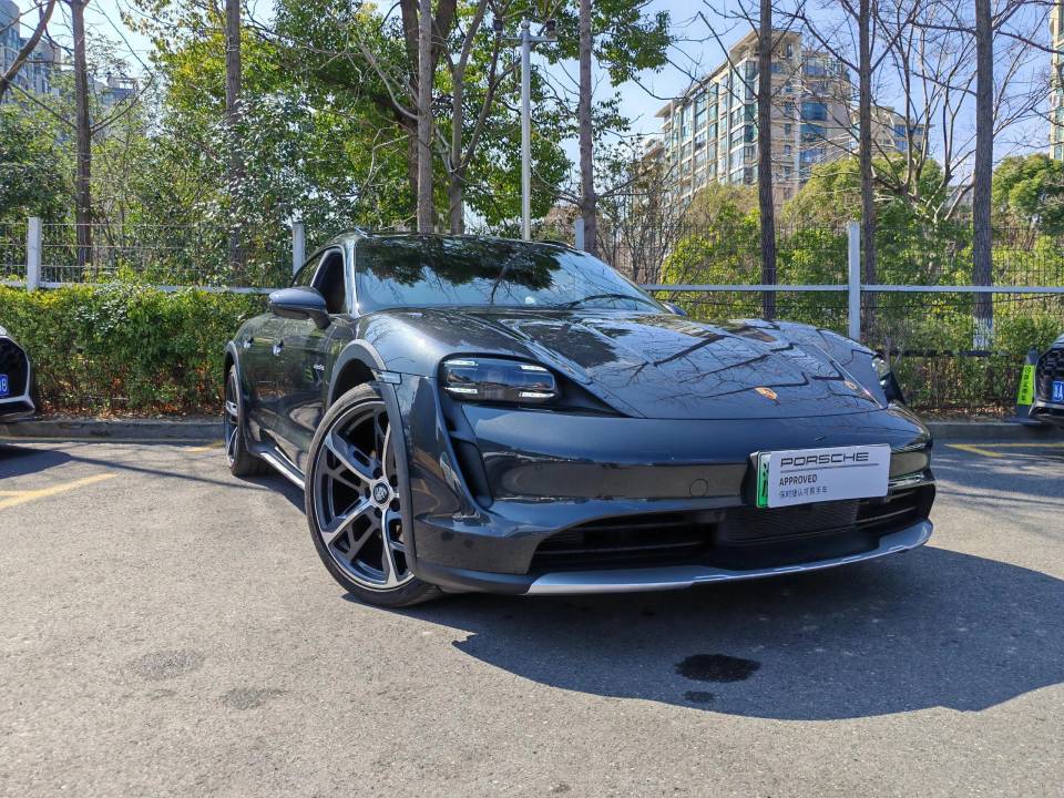 Used Porsche Taycan 4 Cross Turismo for sale at Porsche Centre Hangzhou ...