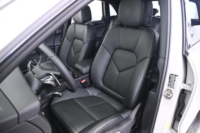 2026 Porsche Macan Base - Photo 38