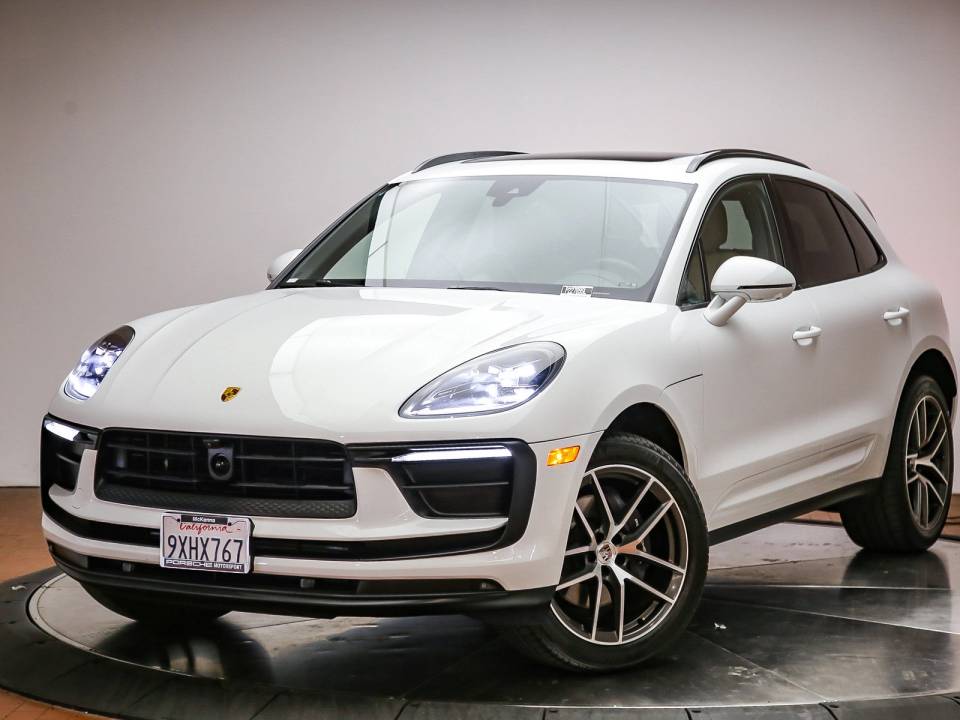2026 Porsche Macan