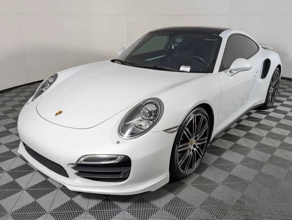 2015 Porsche 911 Turbo