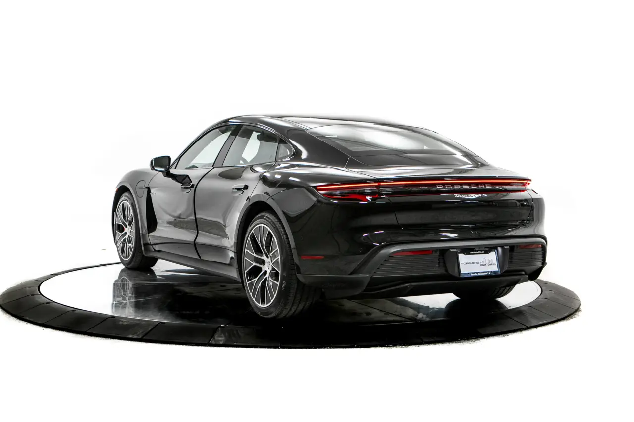 2026 Porsche Taycan S - Photo 24